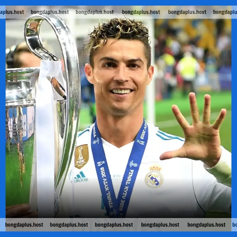 Cristiano Ronaldo – 450 bàn thắng